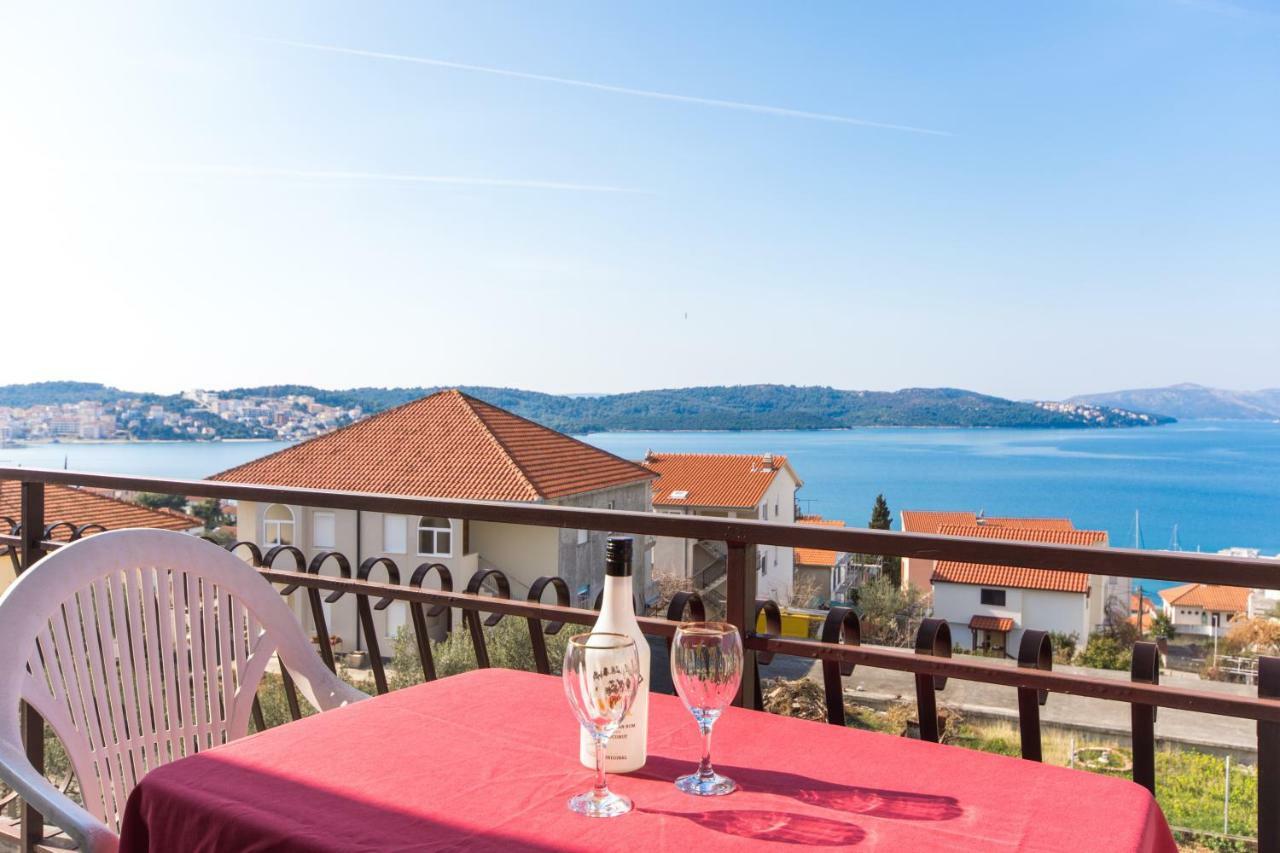 Apartmani Island Трогир Екстериор снимка