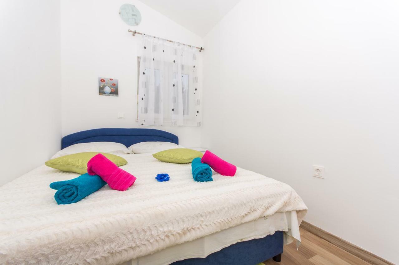 Apartmani Island Трогир Екстериор снимка
