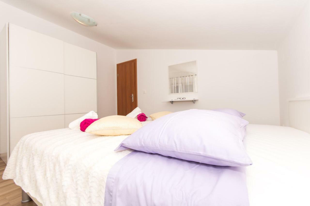 Apartmani Island Трогир Екстериор снимка