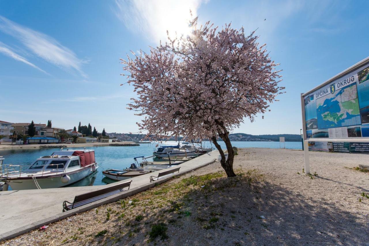 Apartmani Island Трогир Екстериор снимка
