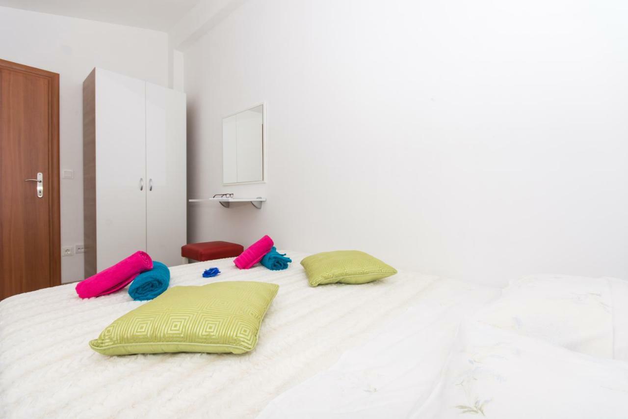 Apartmani Island Трогир Екстериор снимка