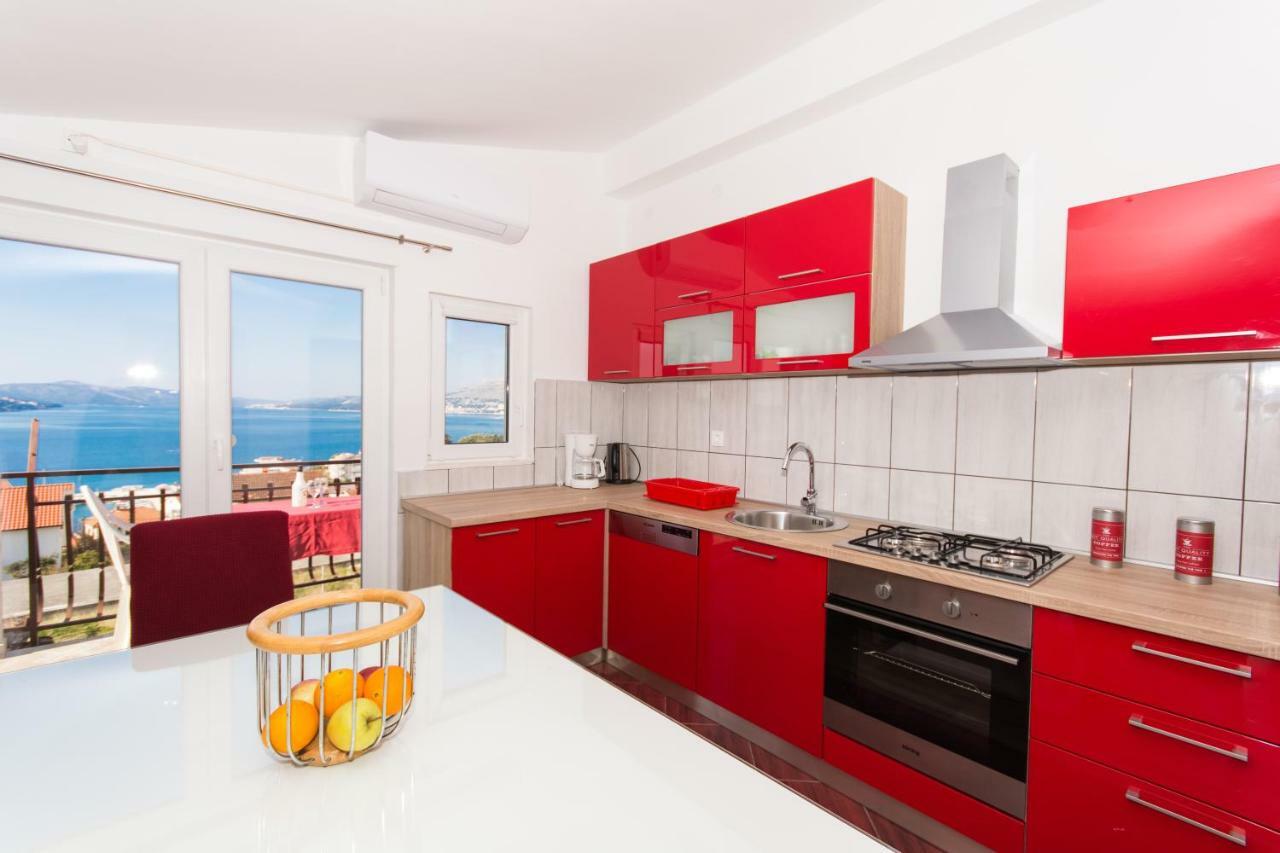 Apartmani Island Трогир Екстериор снимка