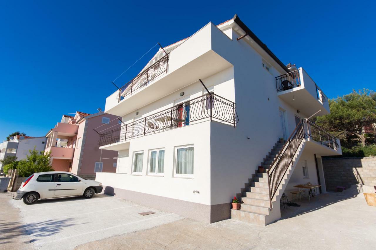 Apartmani Island Трогир Екстериор снимка