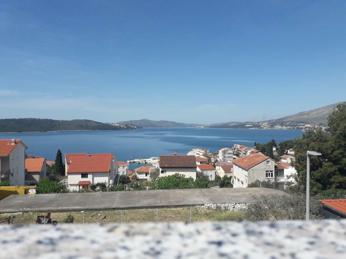 Apartmani Island Трогир Екстериор снимка