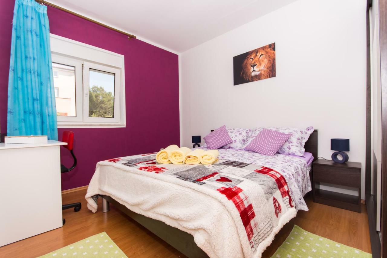 Apartmani Island Трогир Екстериор снимка