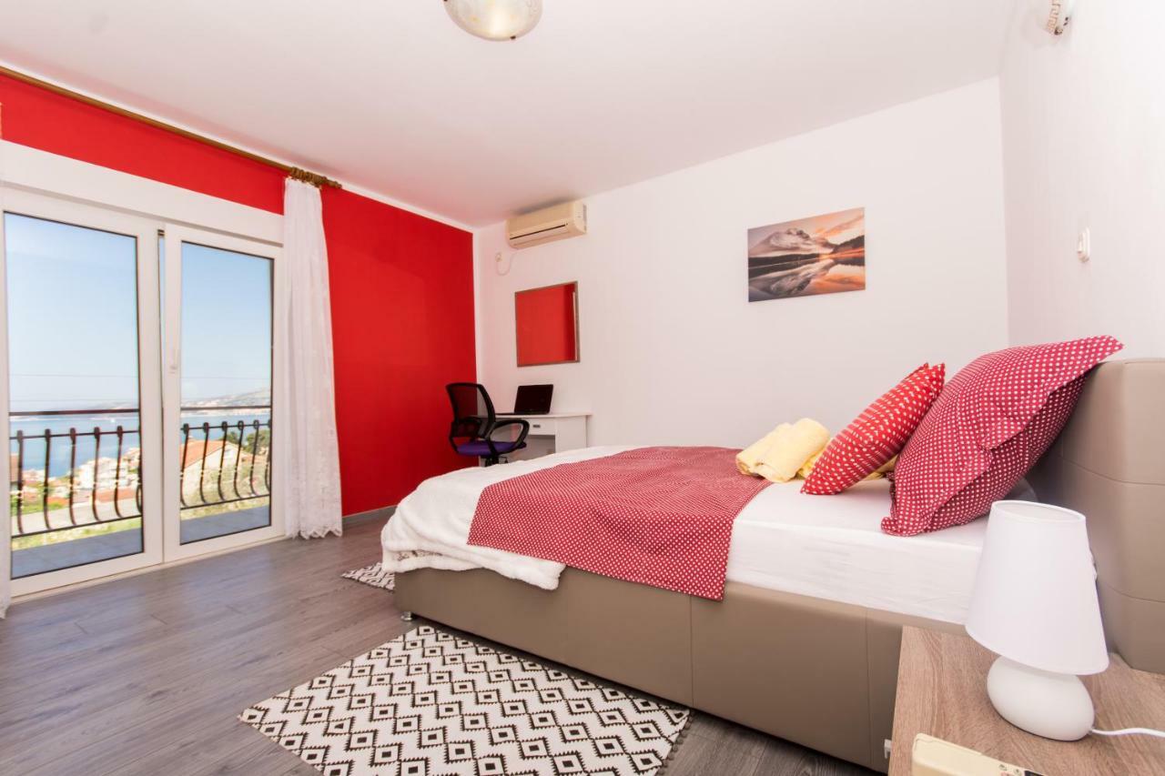 Apartmani Island Трогир Екстериор снимка